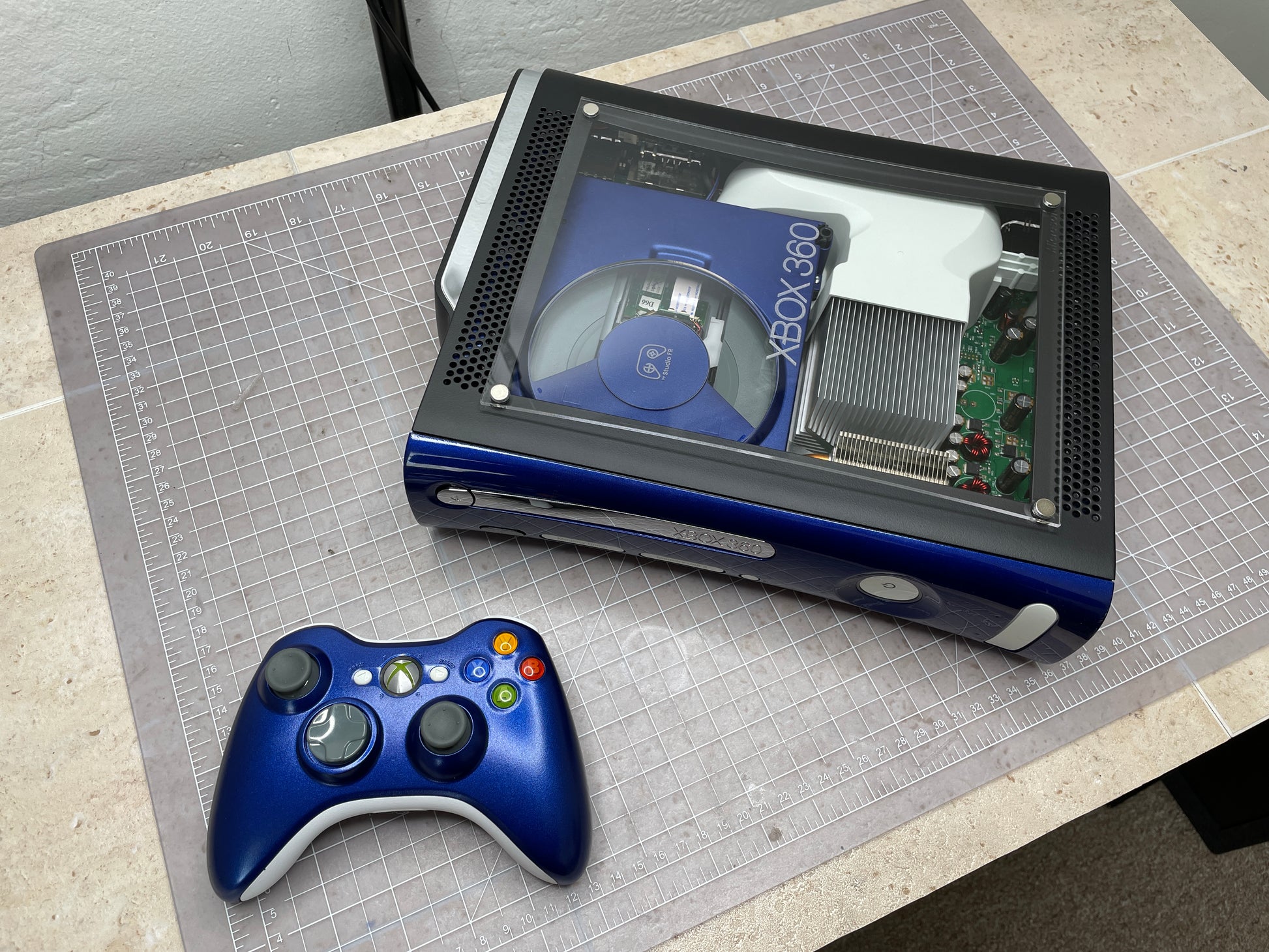 Xbox 360 - Customized - Black and Blue image 8