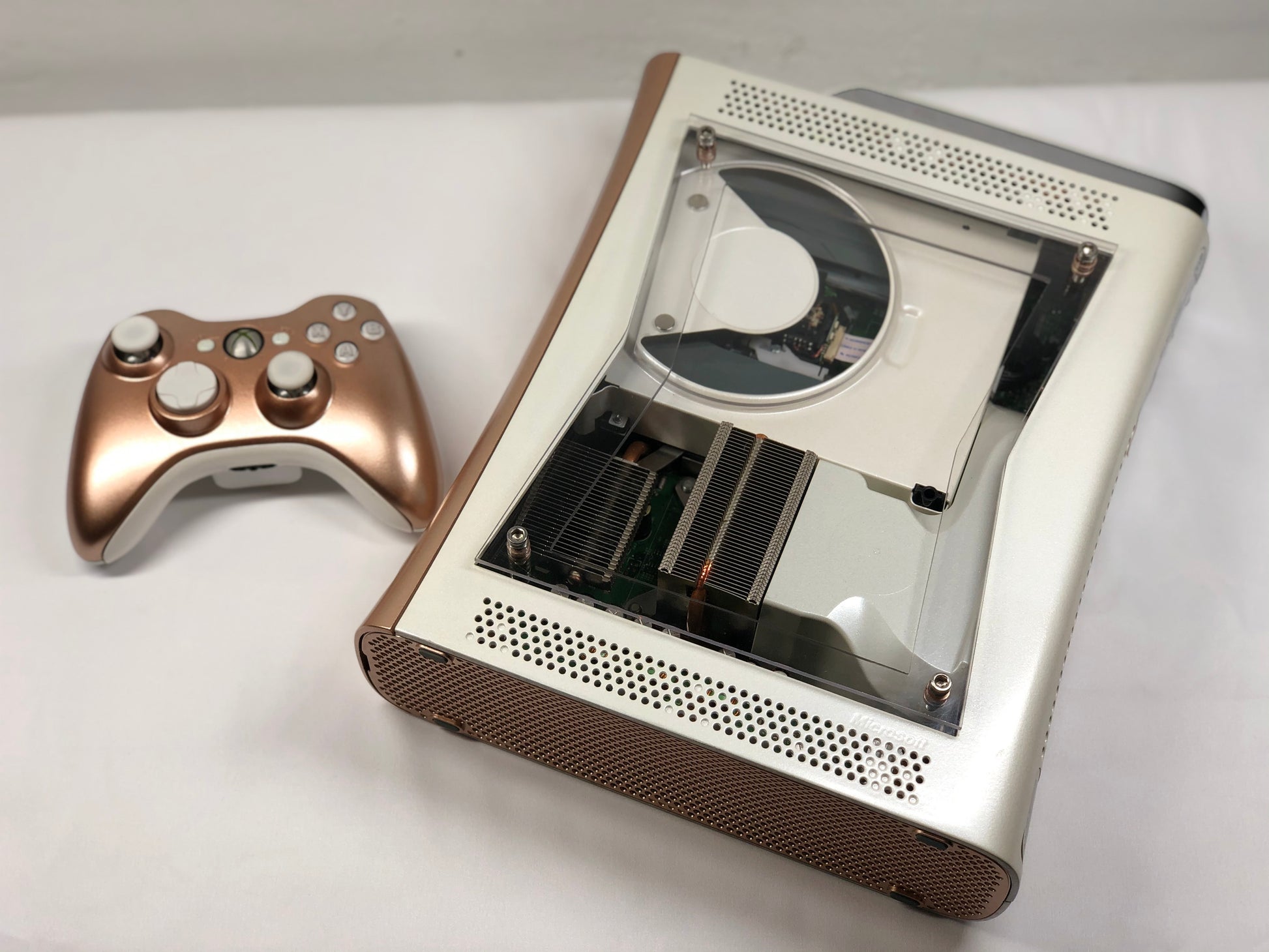 Xbox 360 - Customized - Rose Gold and White image 2
